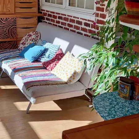 Logement Cosy A 2 Pas Du Parc Des Buttes Chaumont. Appartement