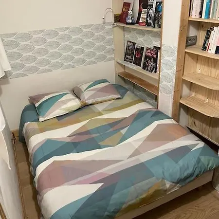 Appartement Logement Cosy A 2 Pas Du Parc Des Buttes Chaumont.